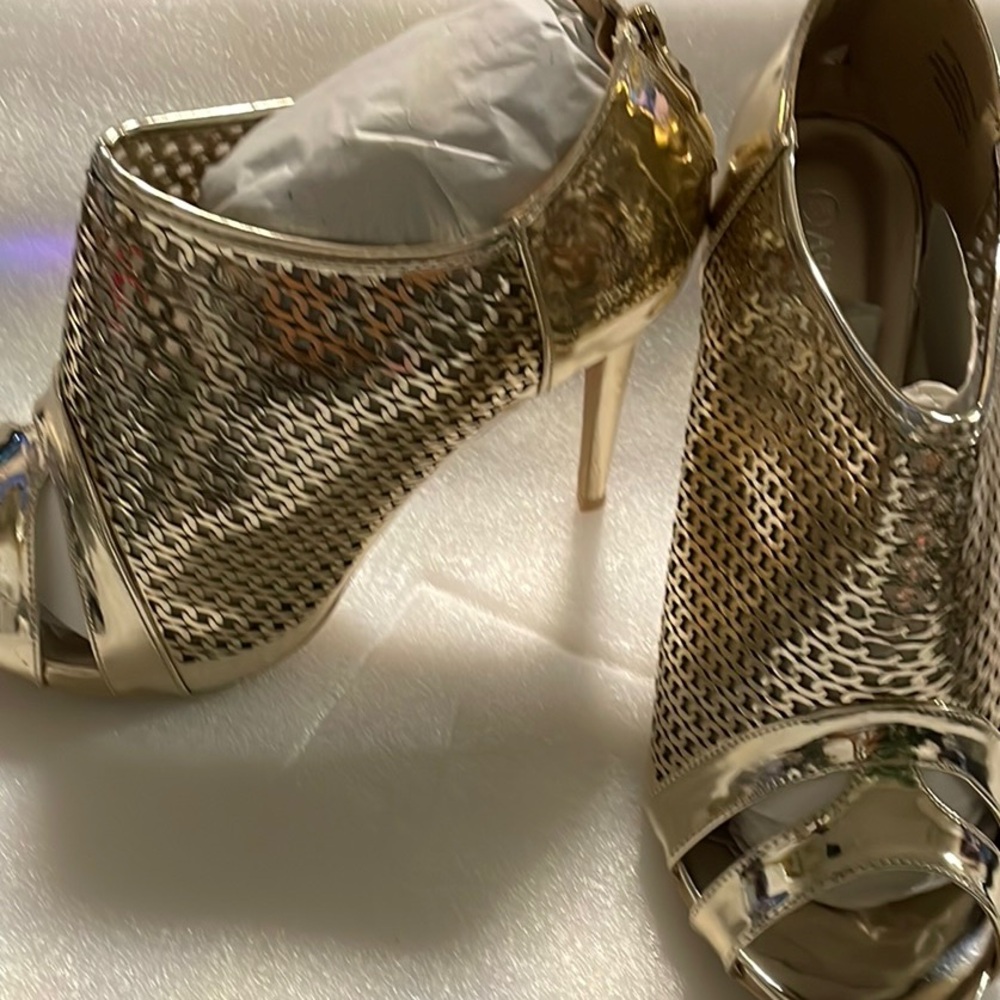 Ashley Stewart Gold Mesh Heels - Picture 1 of 6